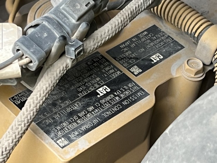 2021-caterpillar-259d3-image-19