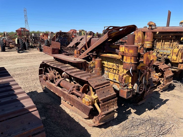 caterpillar-d4-image-1