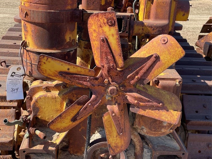 caterpillar-d4-image-12