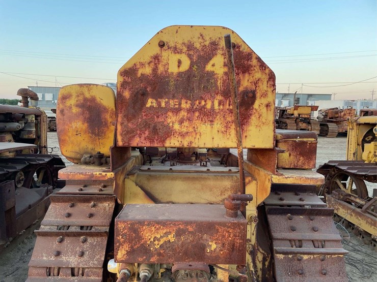 caterpillar-d4-image-25