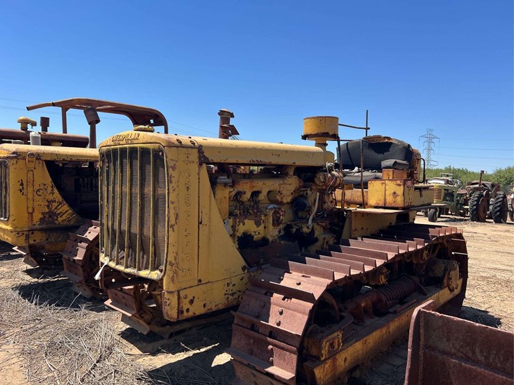 caterpillar-d6-image-2