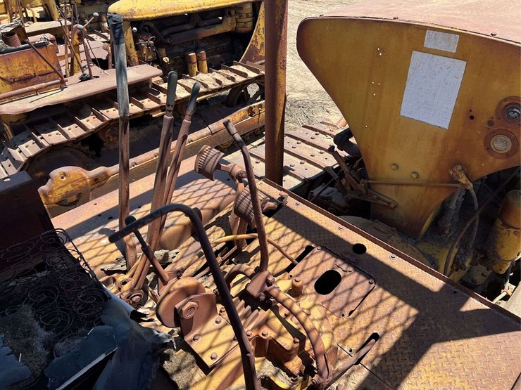 caterpillar-d8-image-26