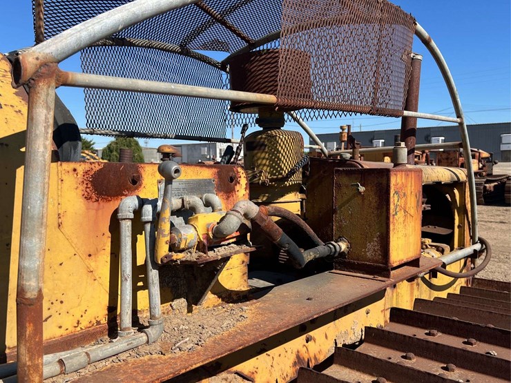 caterpillar-d4-image-36