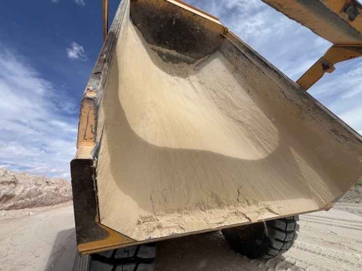 2020-volvo-a60h-image-42