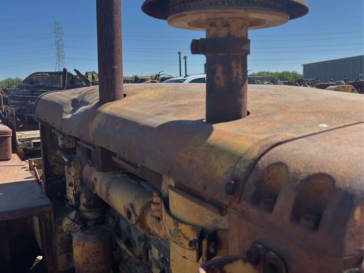 caterpillar-d4-image-14