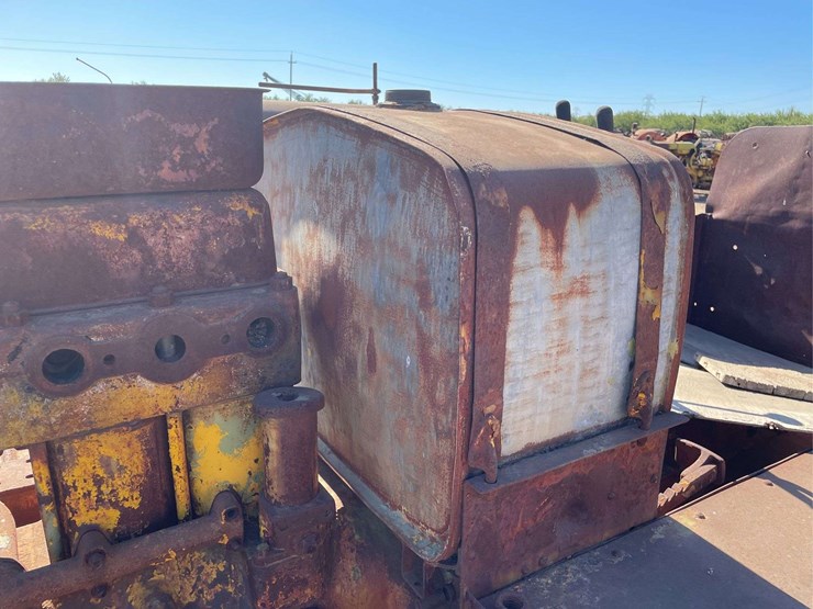 caterpillar-twenty-image-43