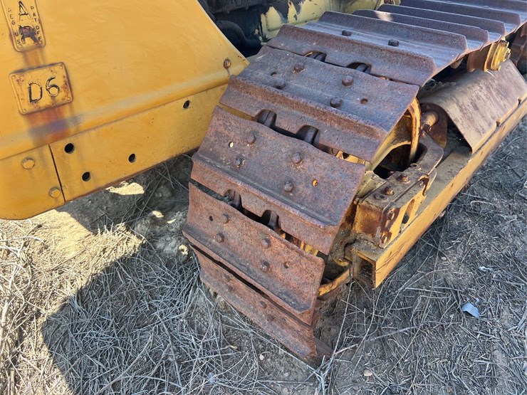 caterpillar-d6-image-88