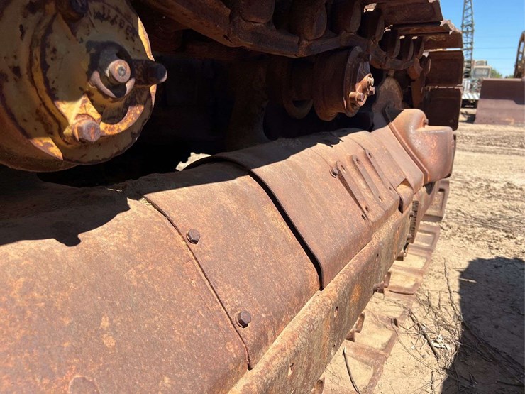 caterpillar-d8-image-86