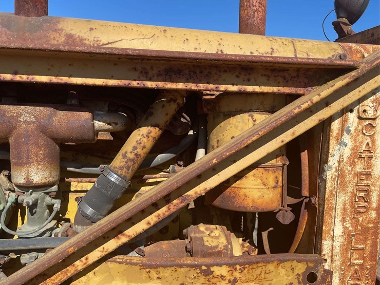 caterpillar-d4-image-16