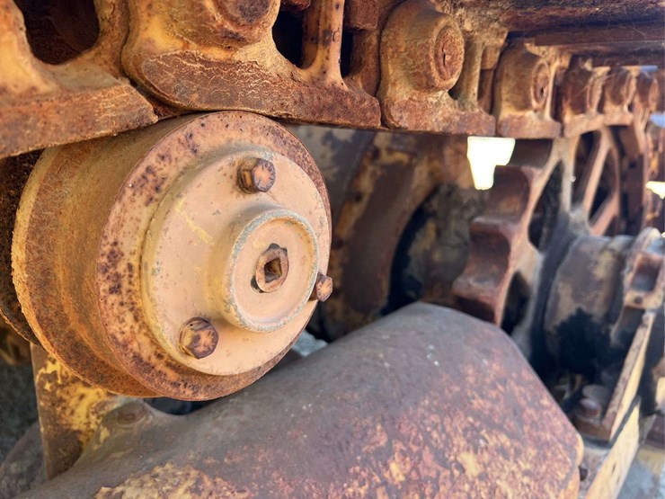 caterpillar-d4-image-85