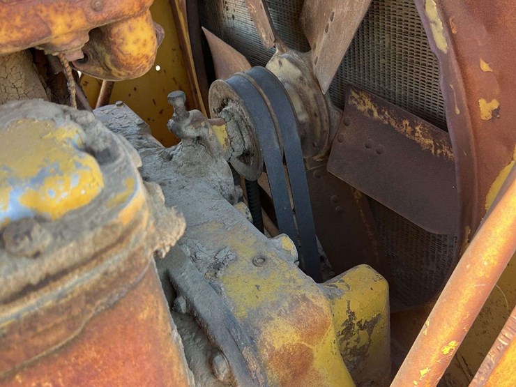 caterpillar-d8-image-33