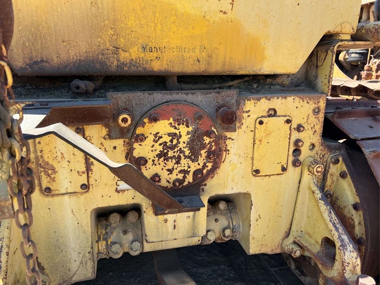 caterpillar-d8-image-93