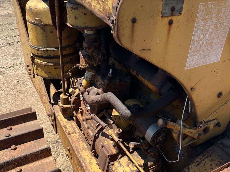 caterpillar-d8-image-25