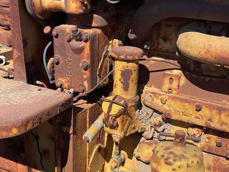 caterpillar-d4-image-15