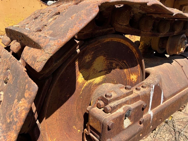 caterpillar-d8-image-80