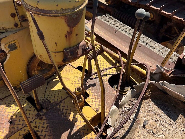 caterpillar-d6-image-25