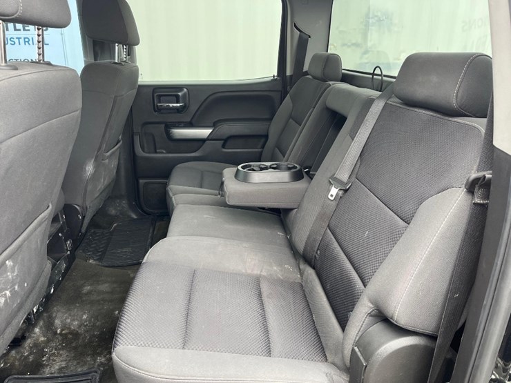 2018-chevrolet-silverado-1500-lt-image-9