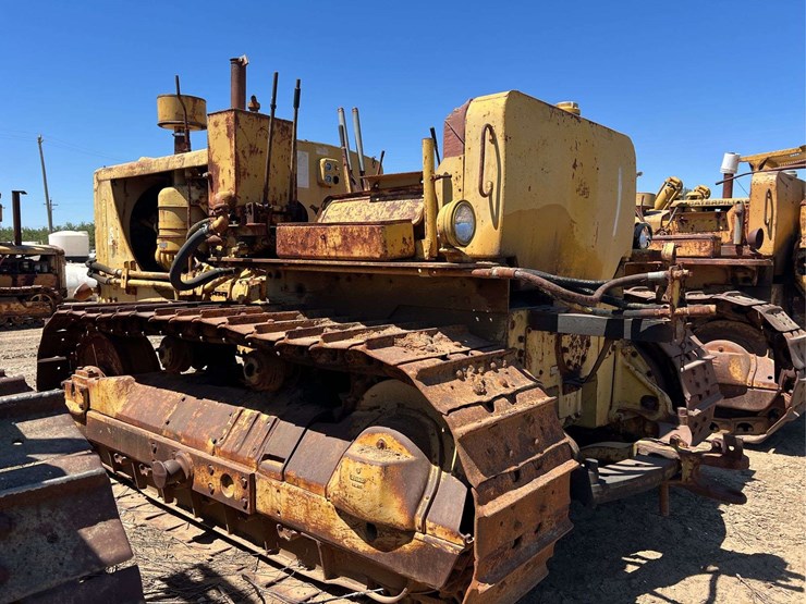 caterpillar-d8-image-12