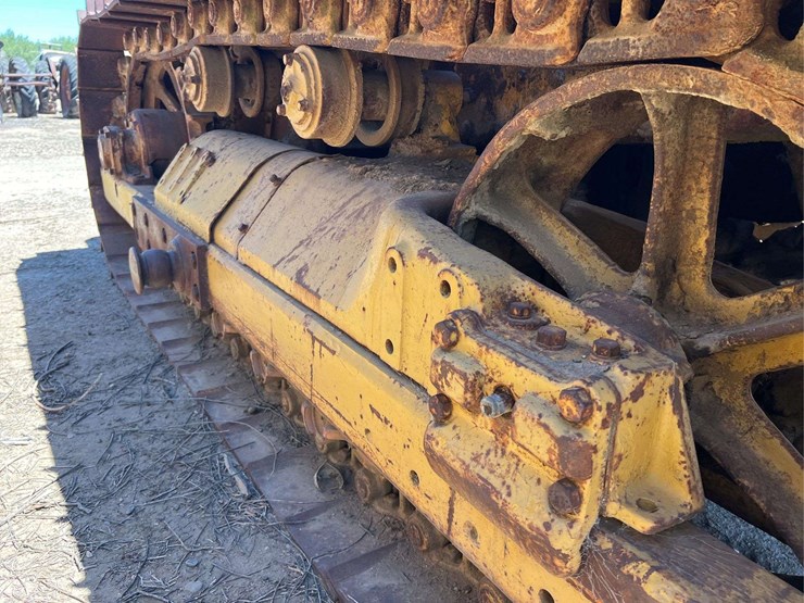 caterpillar-d8-image-65