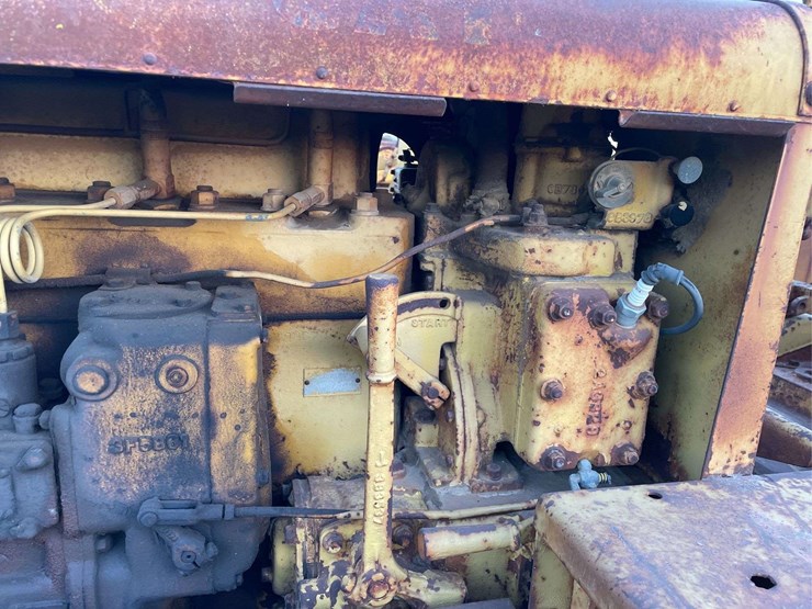 caterpillar-d4-image-35