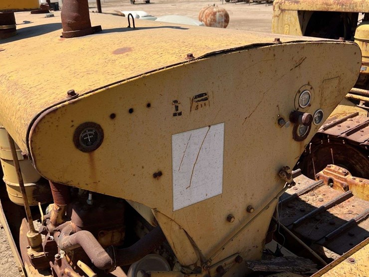 caterpillar-d8-image-24