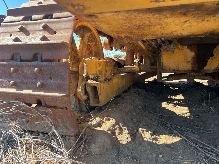 caterpillar-d6-image-65