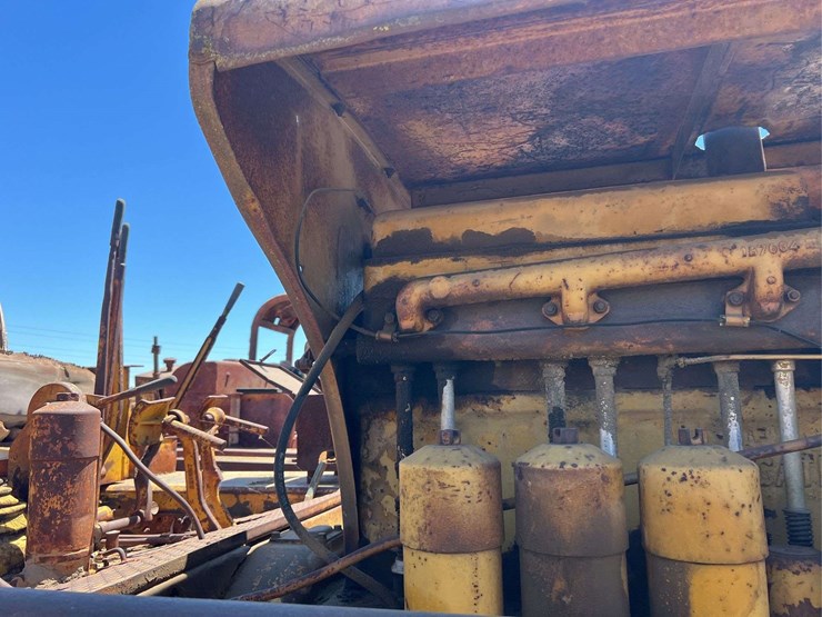 caterpillar-d8-image-55