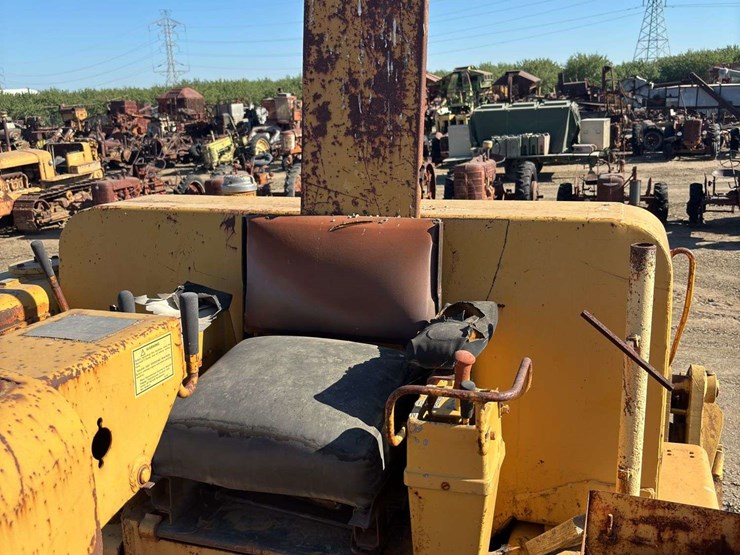 caterpillar-d9-image-104