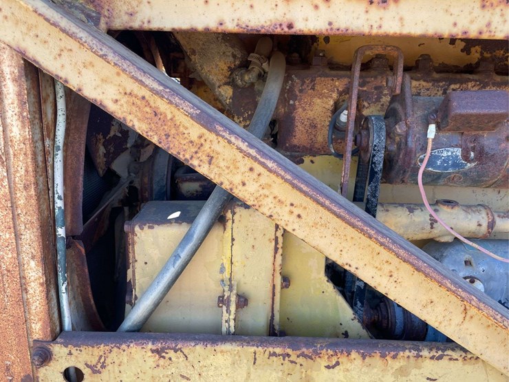 caterpillar-d4-image-41