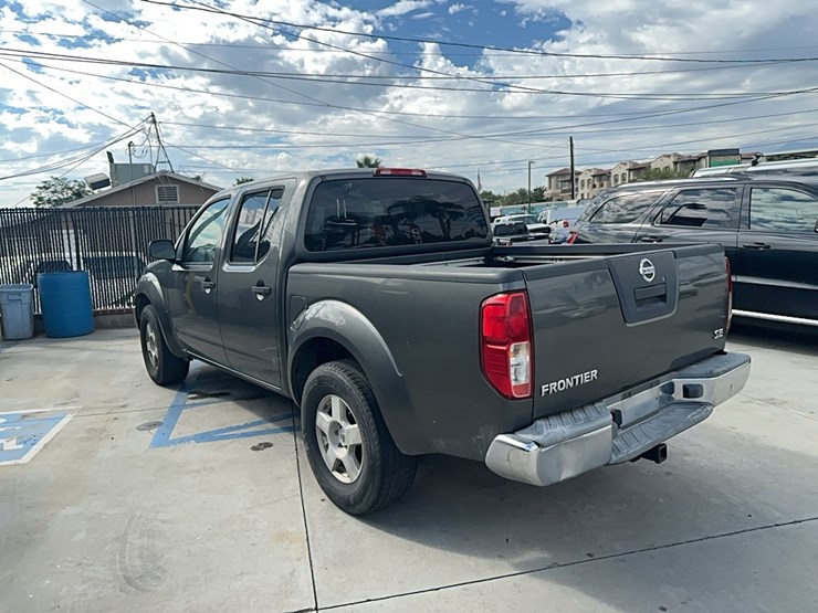 2006-nissan-frontier-image-3