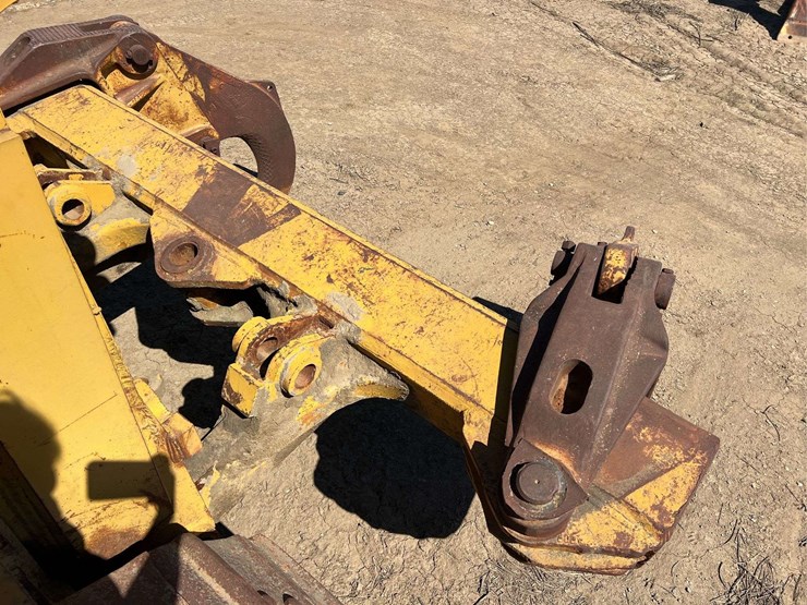 caterpillar-d9g-image-66