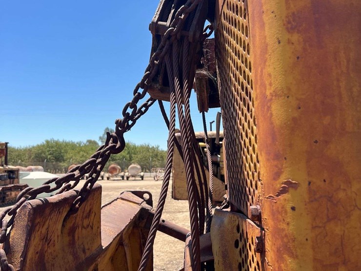 caterpillar-d8-image-55