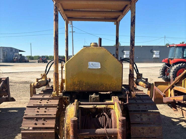 caterpillar-d4-image-5