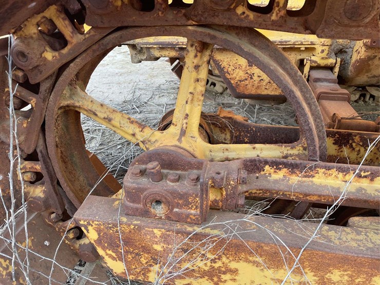 caterpillar-d4-image-23