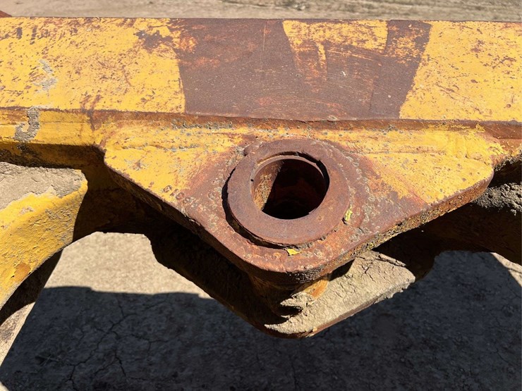 caterpillar-d9g-image-130
