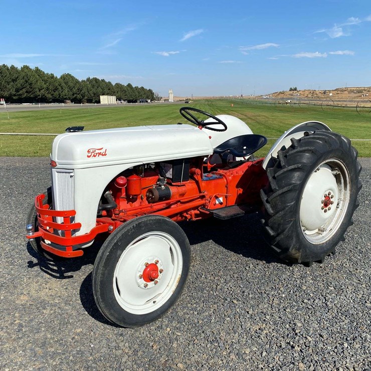 FORD TRACTOR