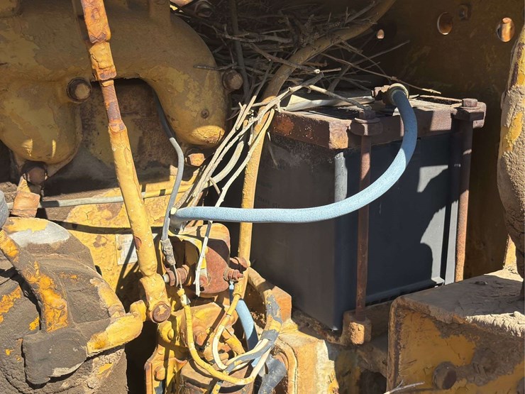 caterpillar-d4-image-55
