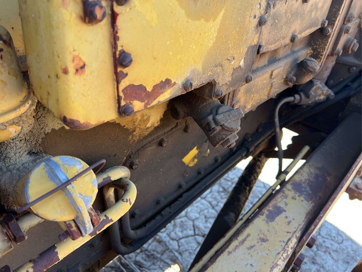 caterpillar-d8-image-35