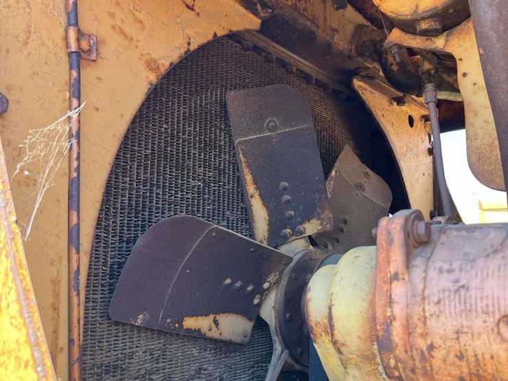 caterpillar-d8-image-44