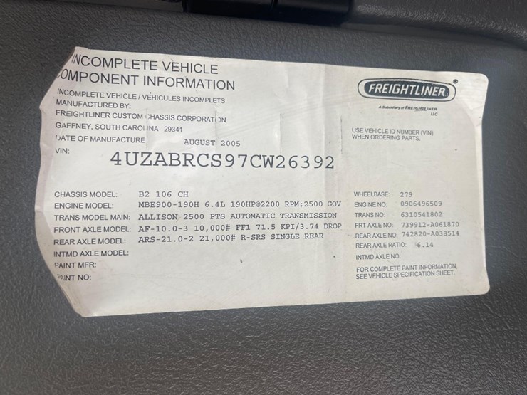 2007-freightliner-b2-image-5