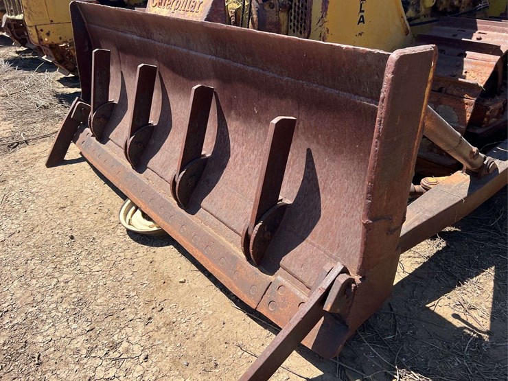 caterpillar-d6-image-107