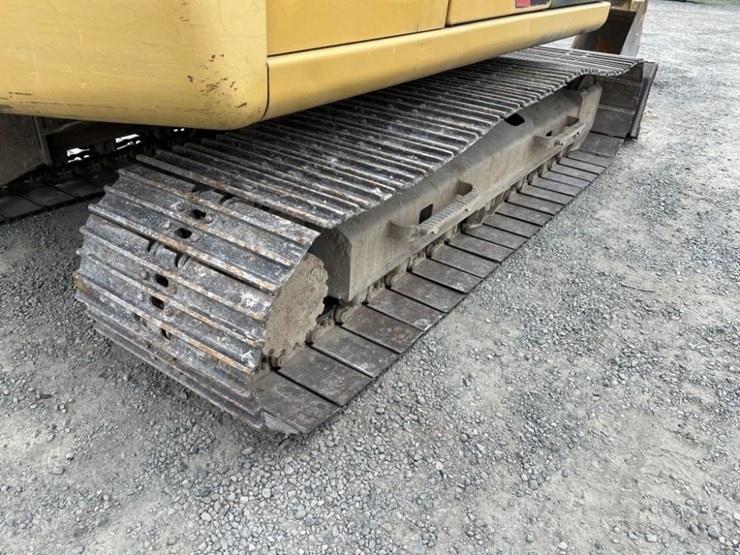 2013-caterpillar-312e-image-26
