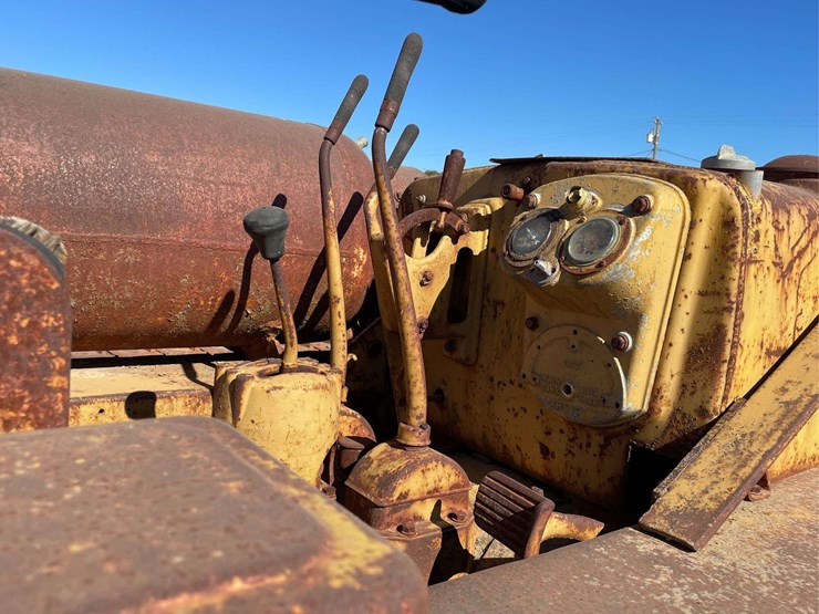 caterpillar-d4-image-47