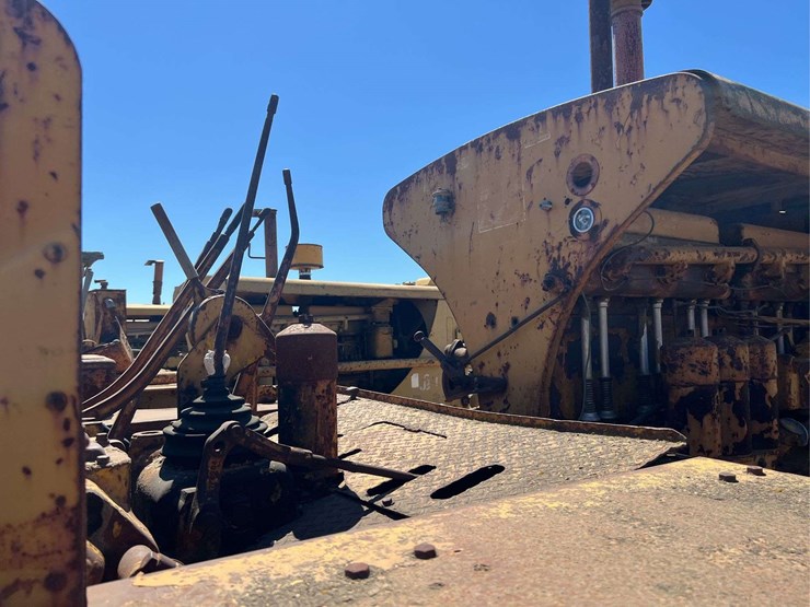 caterpillar-d8-image-40