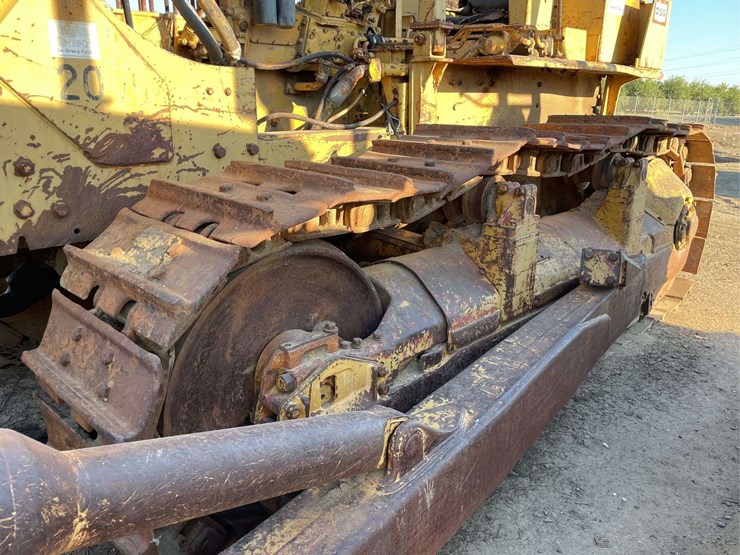 caterpillar-d9g-image-32