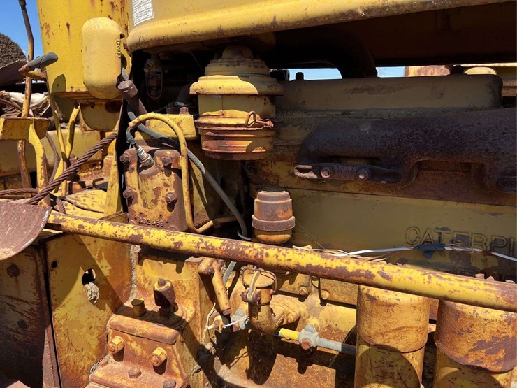 caterpillar-d6-image-42