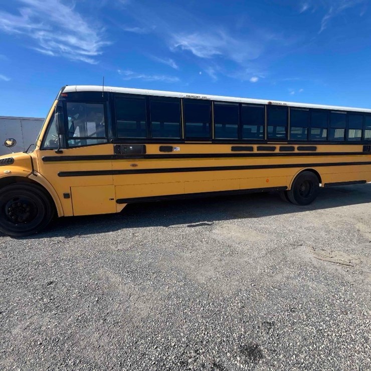2007 FREIGHTLINER B2