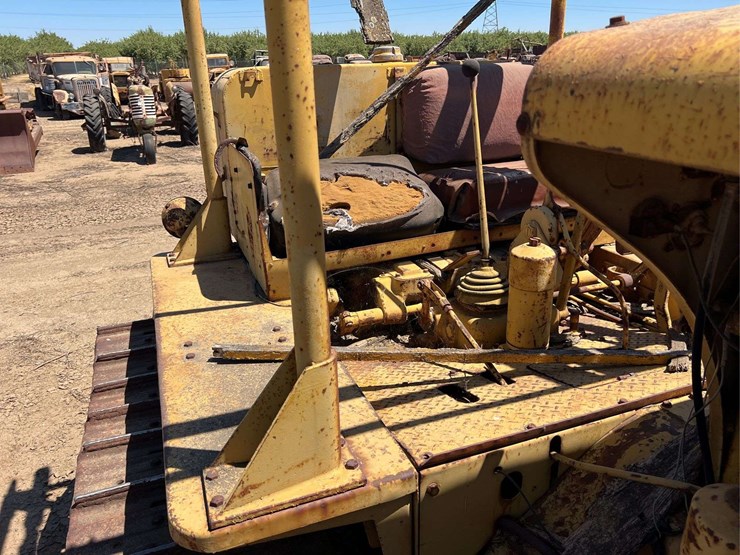 caterpillar-d8-image-39