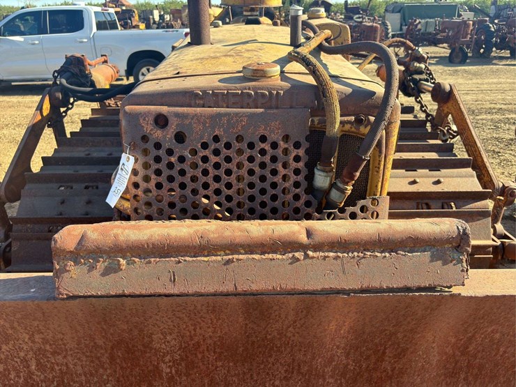 caterpillar-d4-image-9