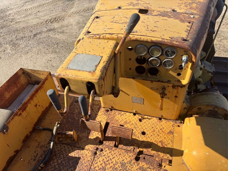 caterpillar-d9-image-110